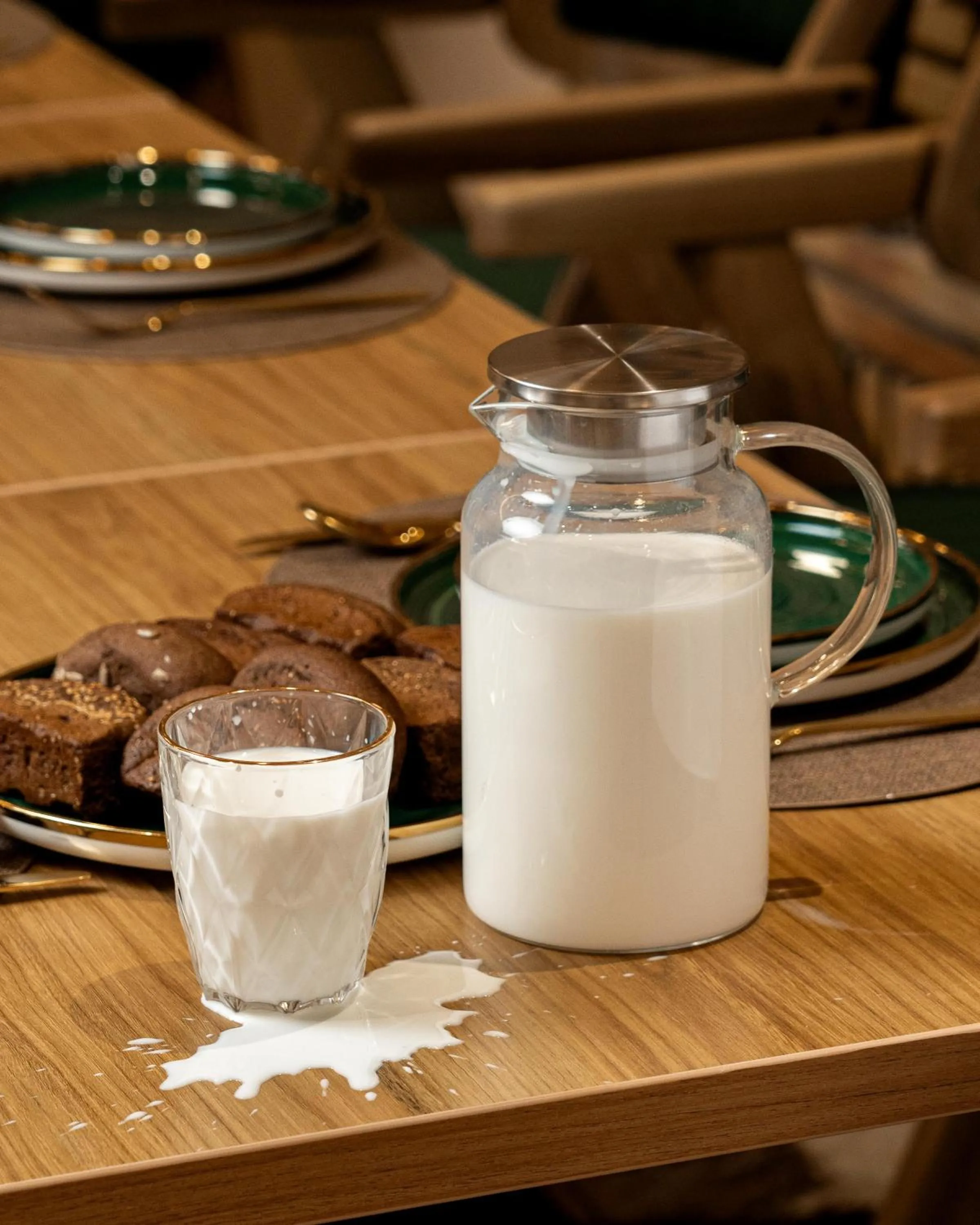 Food and drinks in Sarhad Hotel