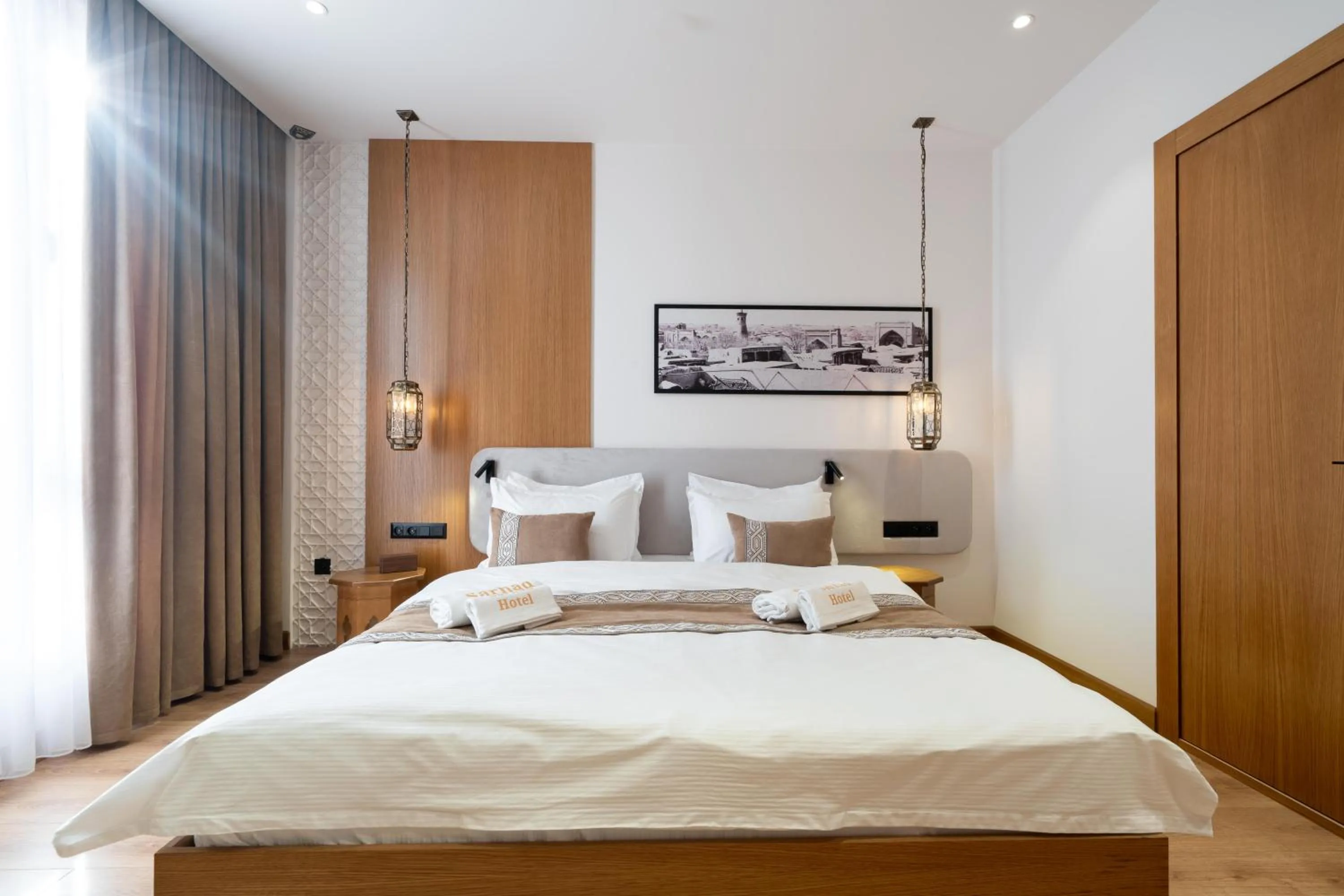 TV and multimedia, Bed in Sarhad Hotel