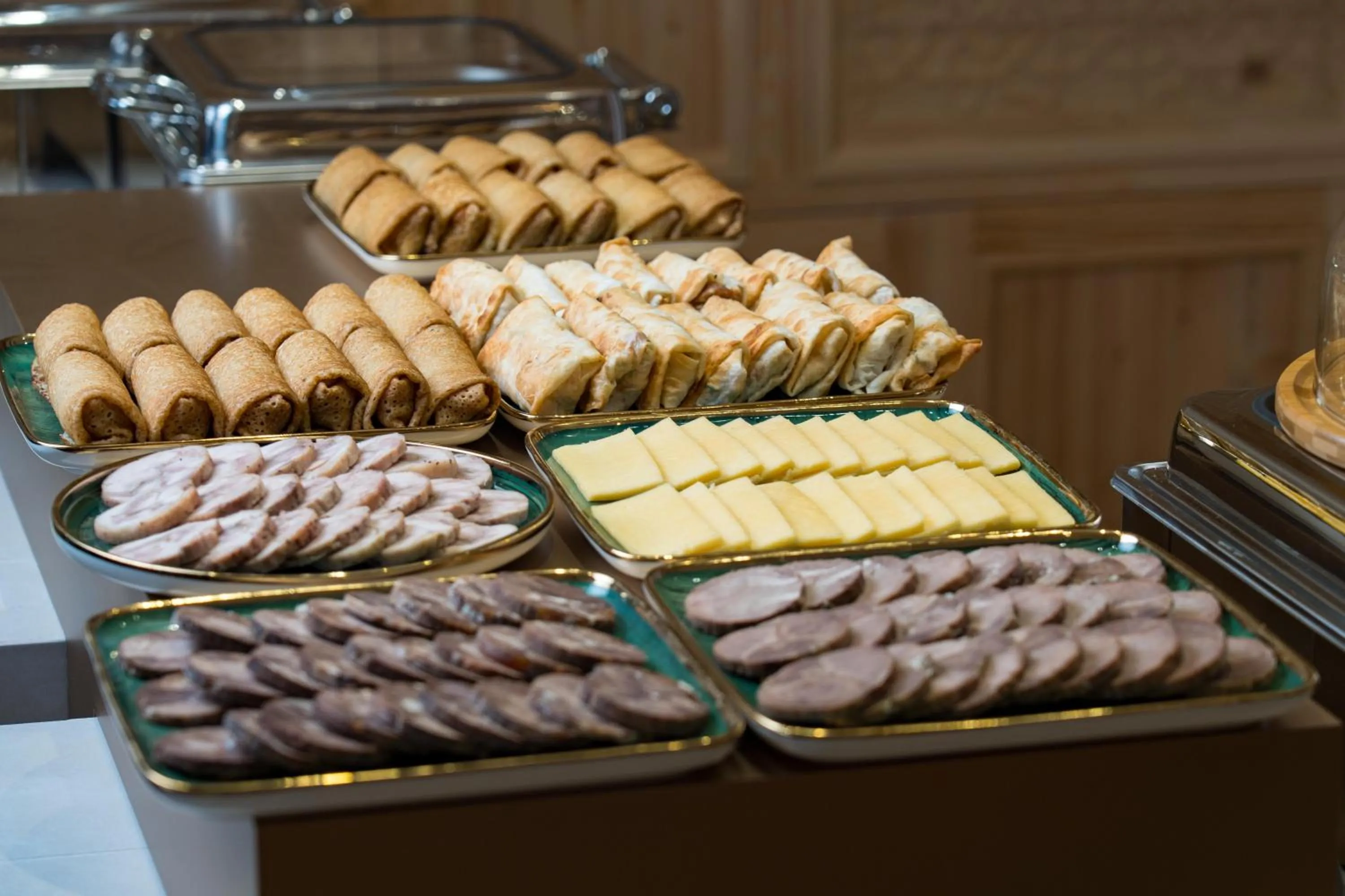 Food in Sarhad Hotel