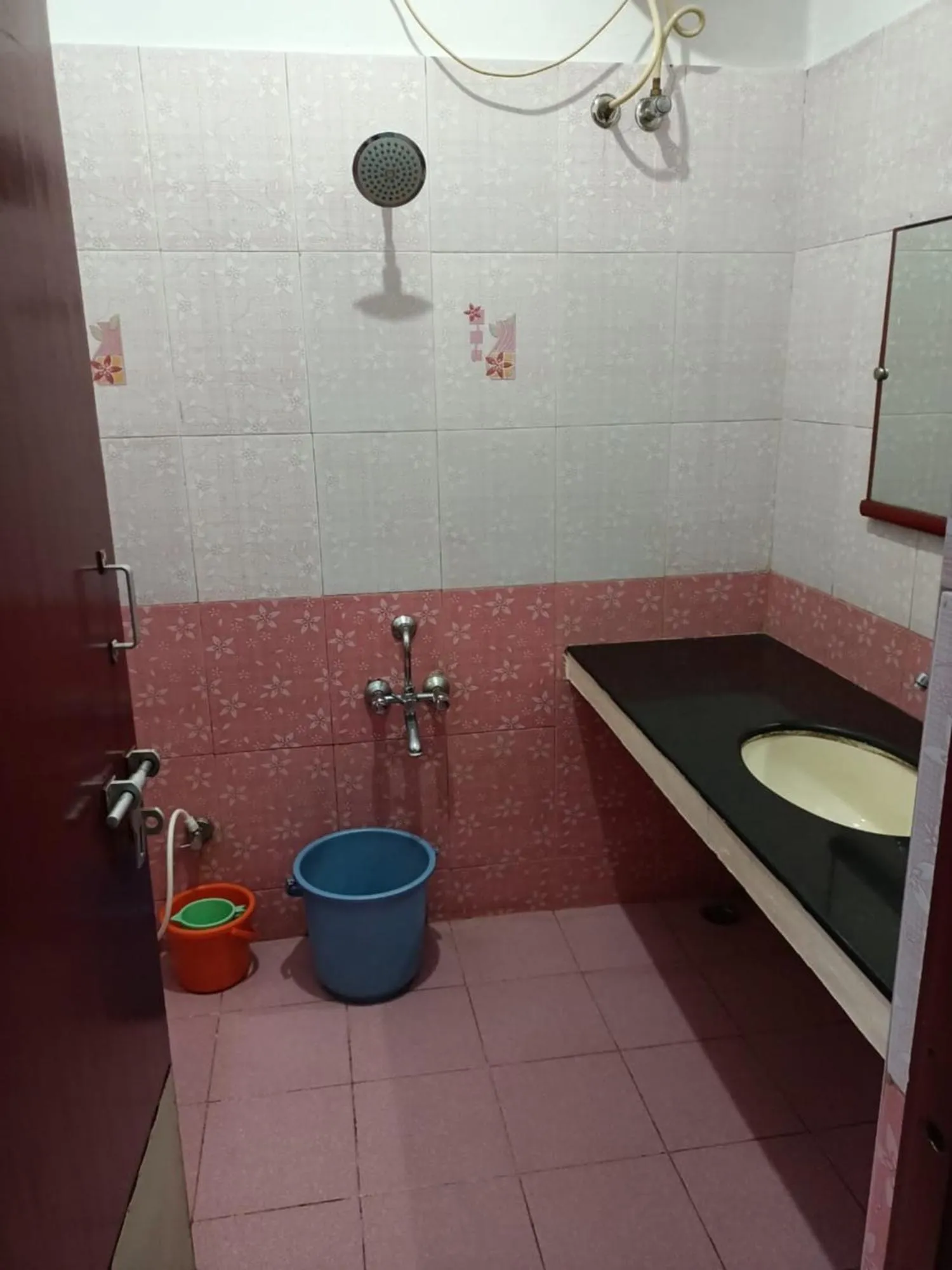 Deluxe Twin Room - single occupancy in Golden Lake View Resorts