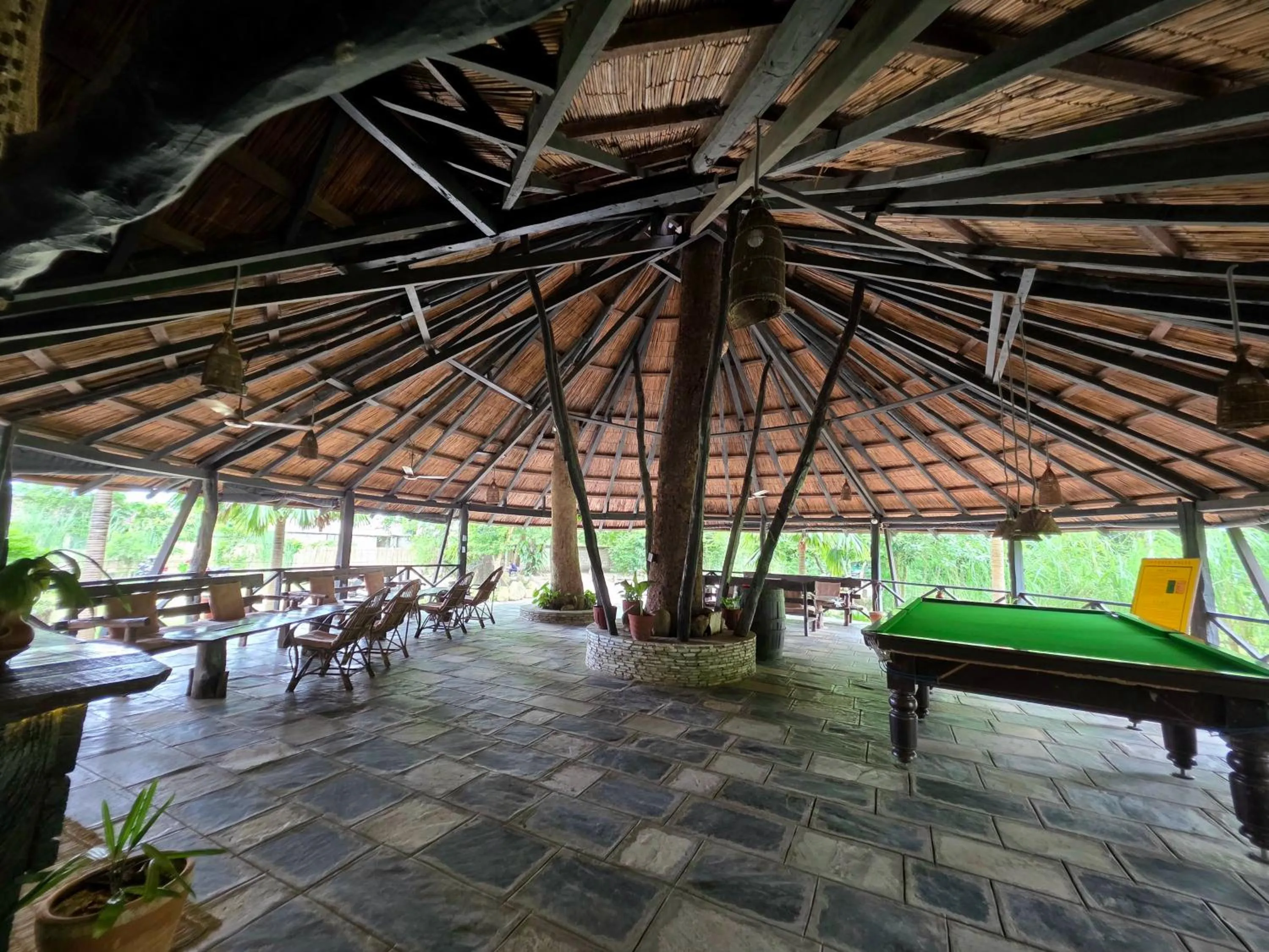 Billiard in Siddhartha Wildlife Retreat