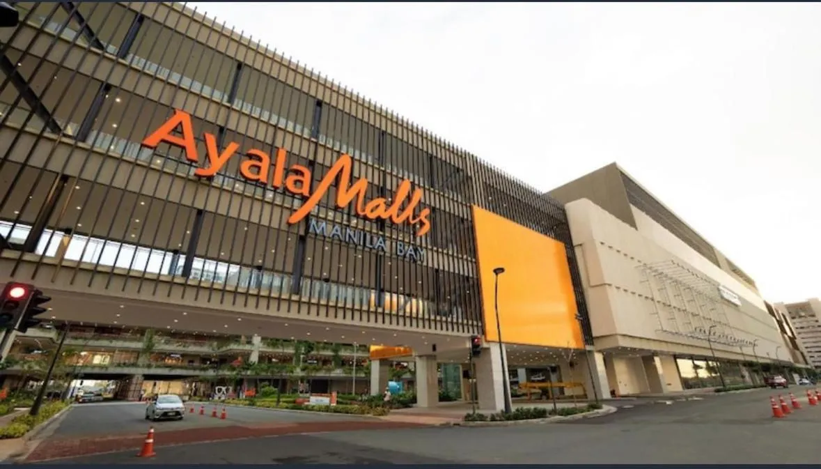 Sybaysuites staycation near Okada COD MOA NAIA airport Solaire MSV1808H