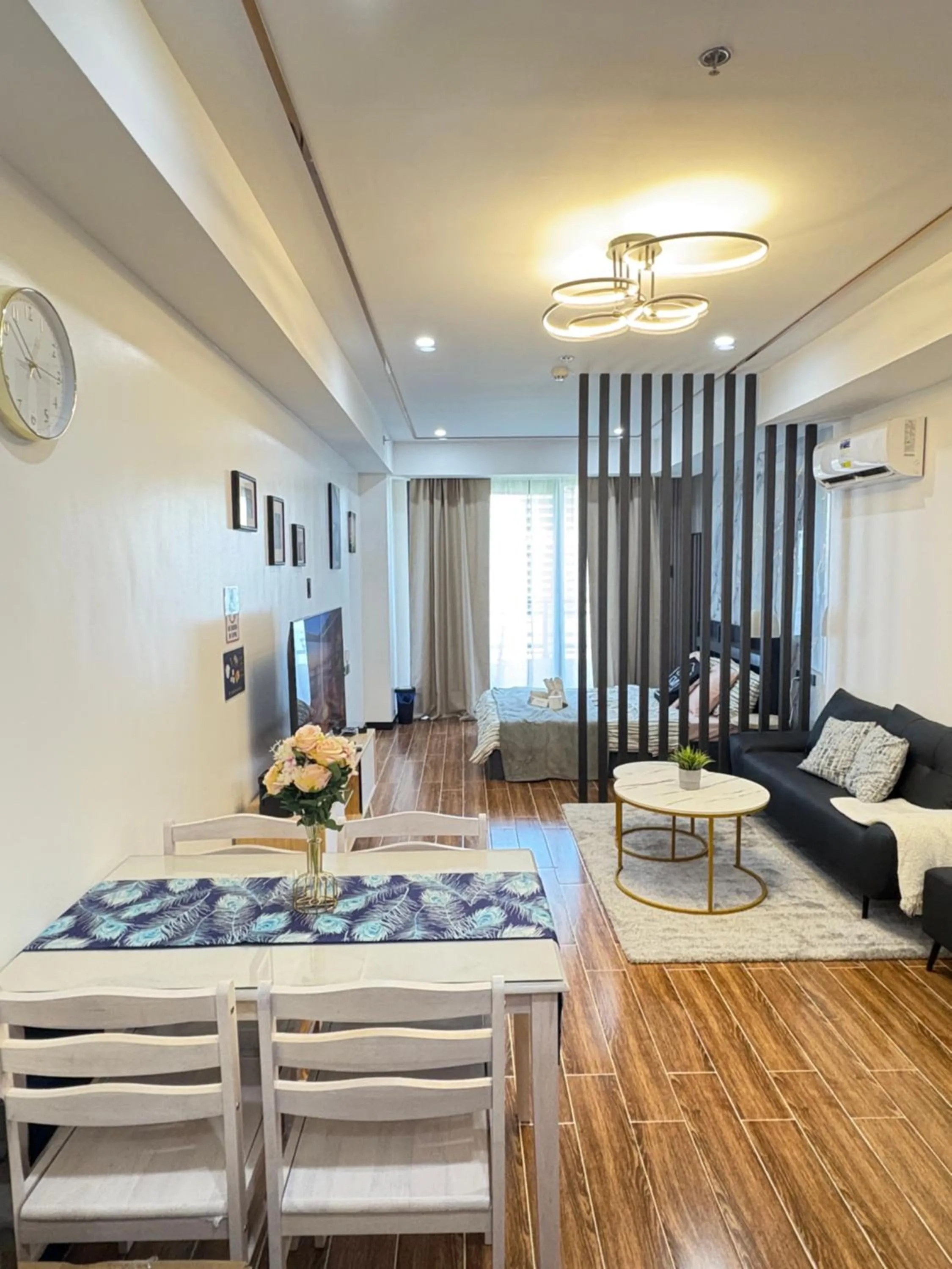 Sybaysuites staycation near Okada COD MOA NAIA airport Solaire MSV1808H