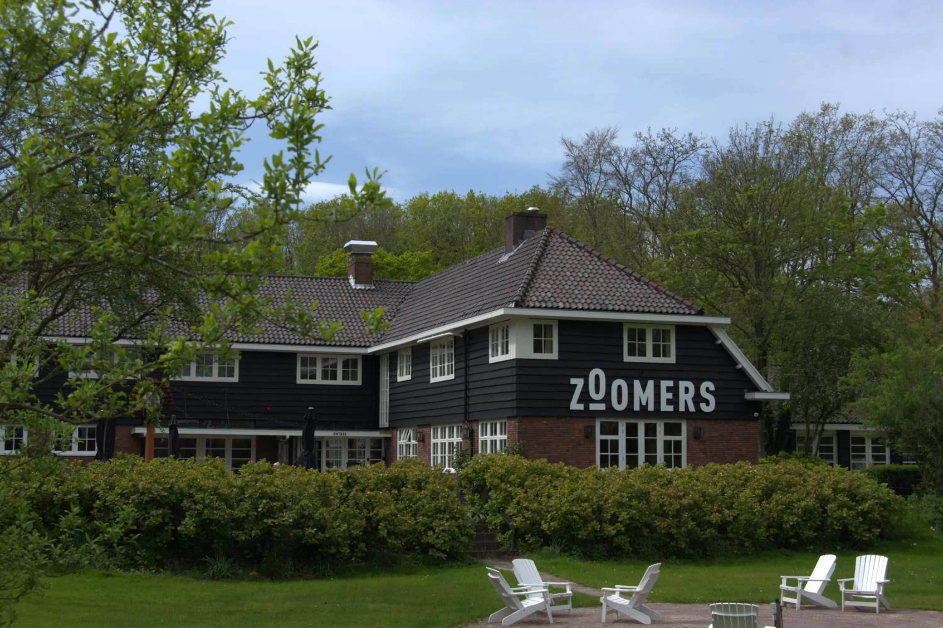 Property building in Zoomers aan het Bos