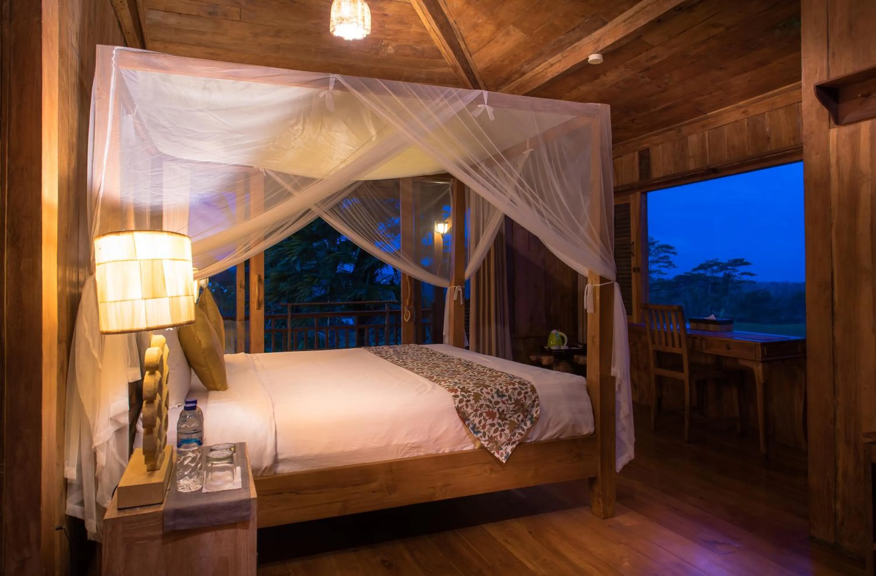 Photo of the whole room, Bed in Ti Amo Bali