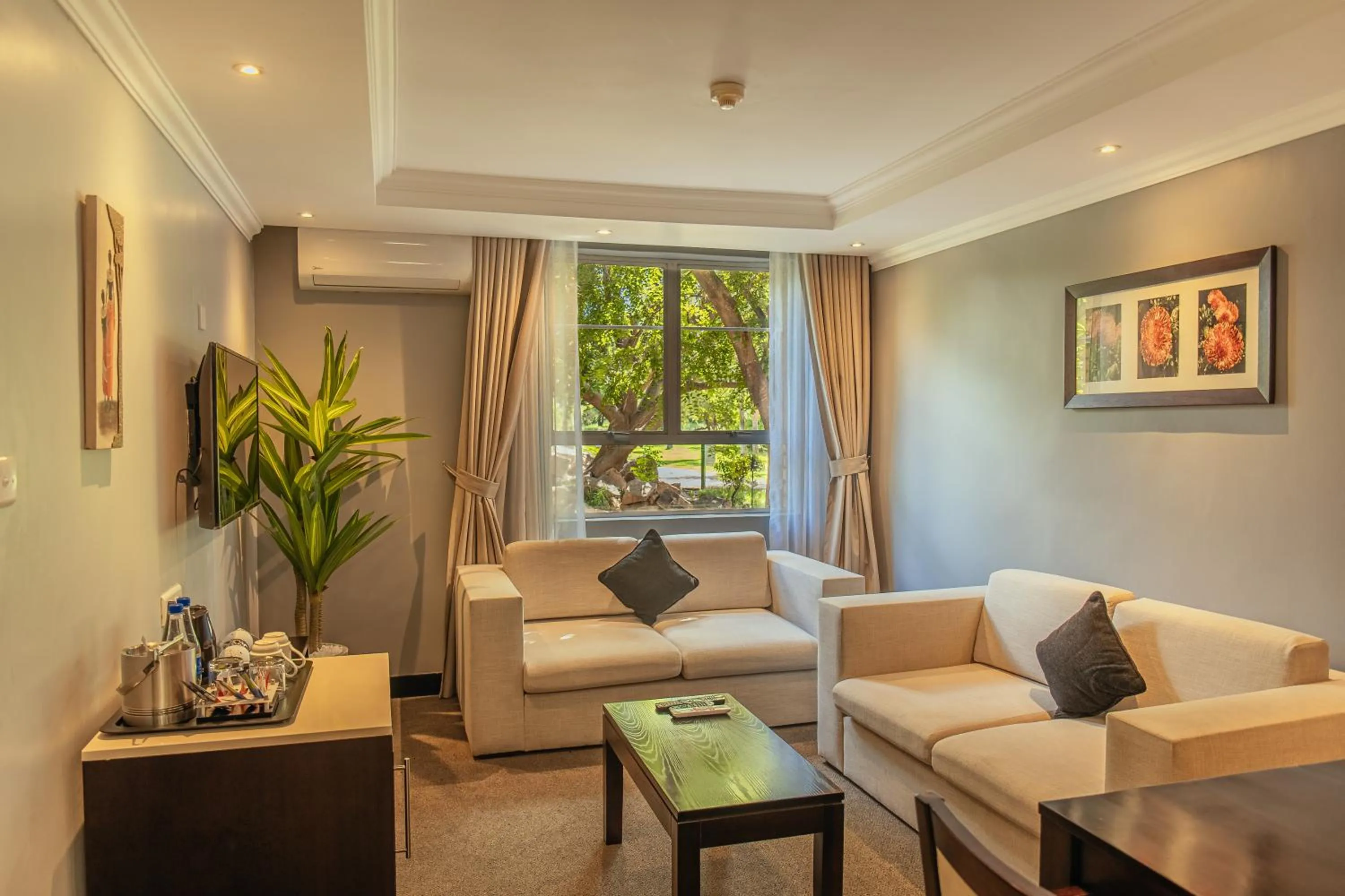 Coffee/tea facilities in Cresta Lodge Gaborone