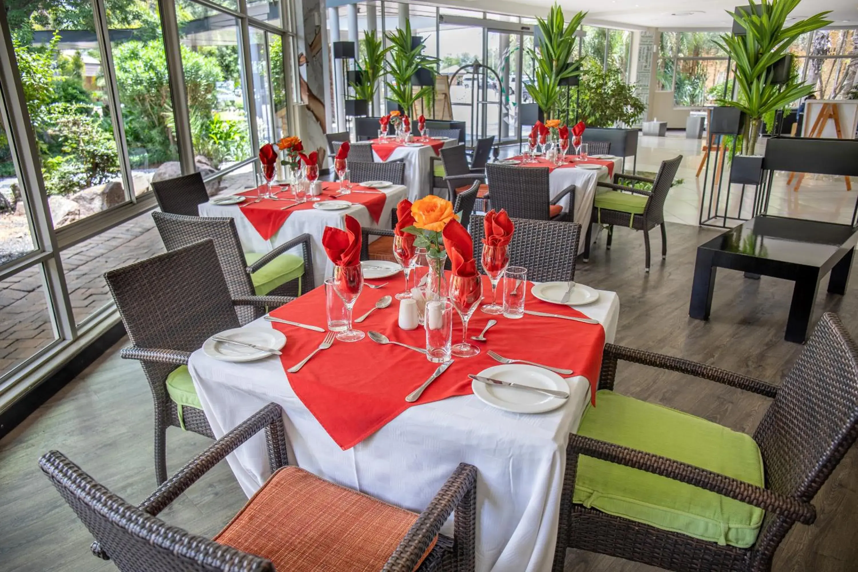 Restaurant/places to eat in Cresta Lodge Gaborone Restaurant/places to eat in Cresta Lodge Gaborone