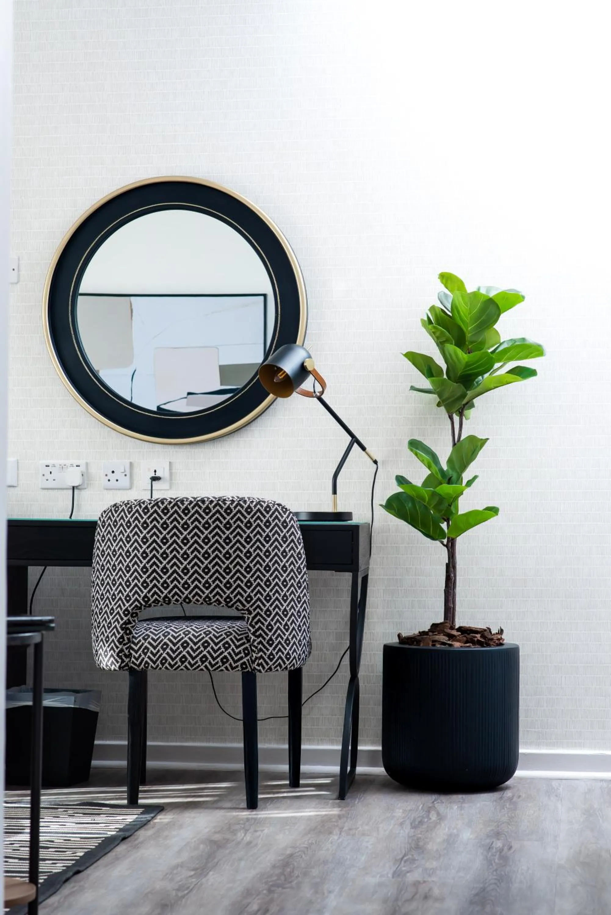 Seating area in Cresta Churchill Hotel