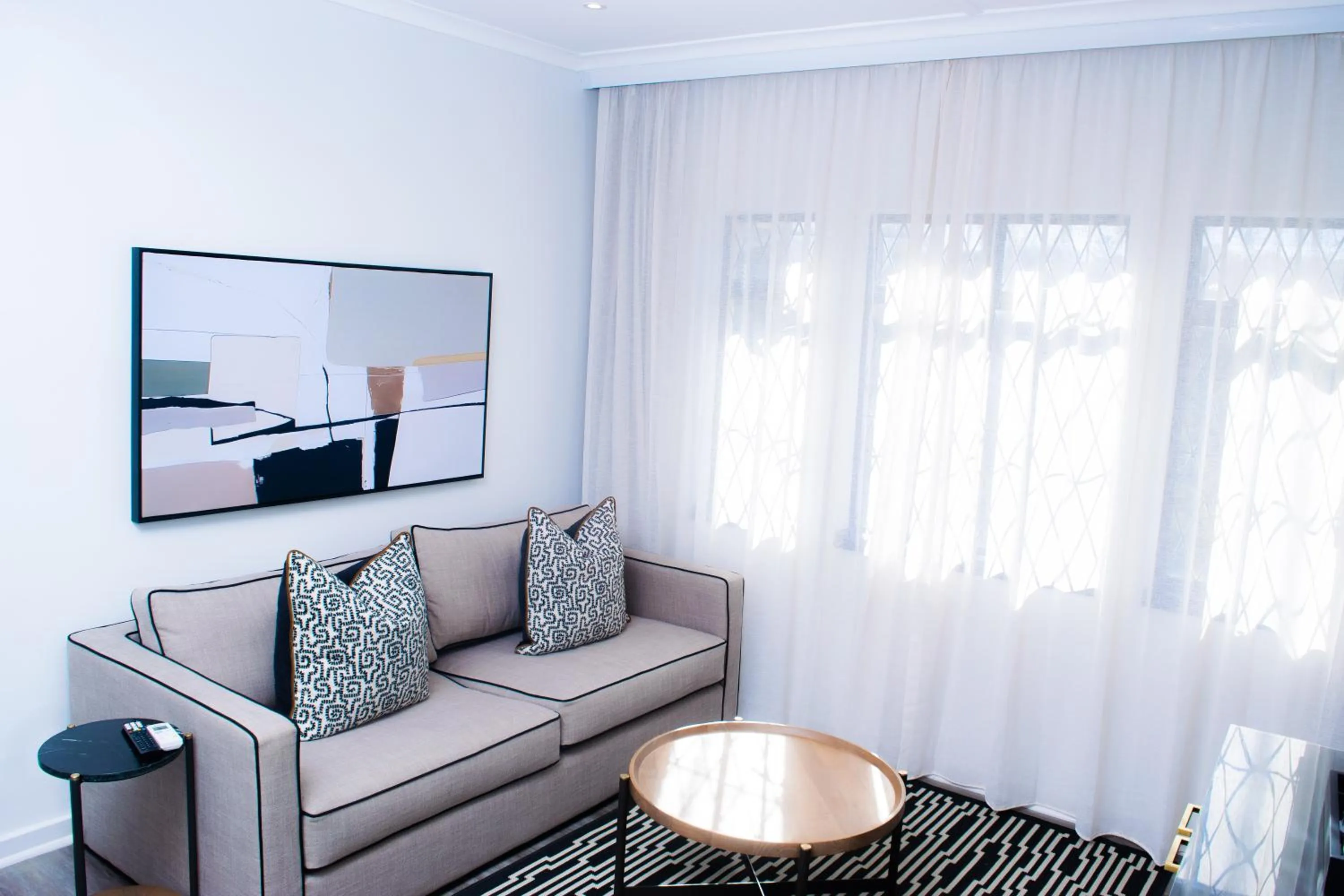 Seating area in Cresta Churchill Hotel