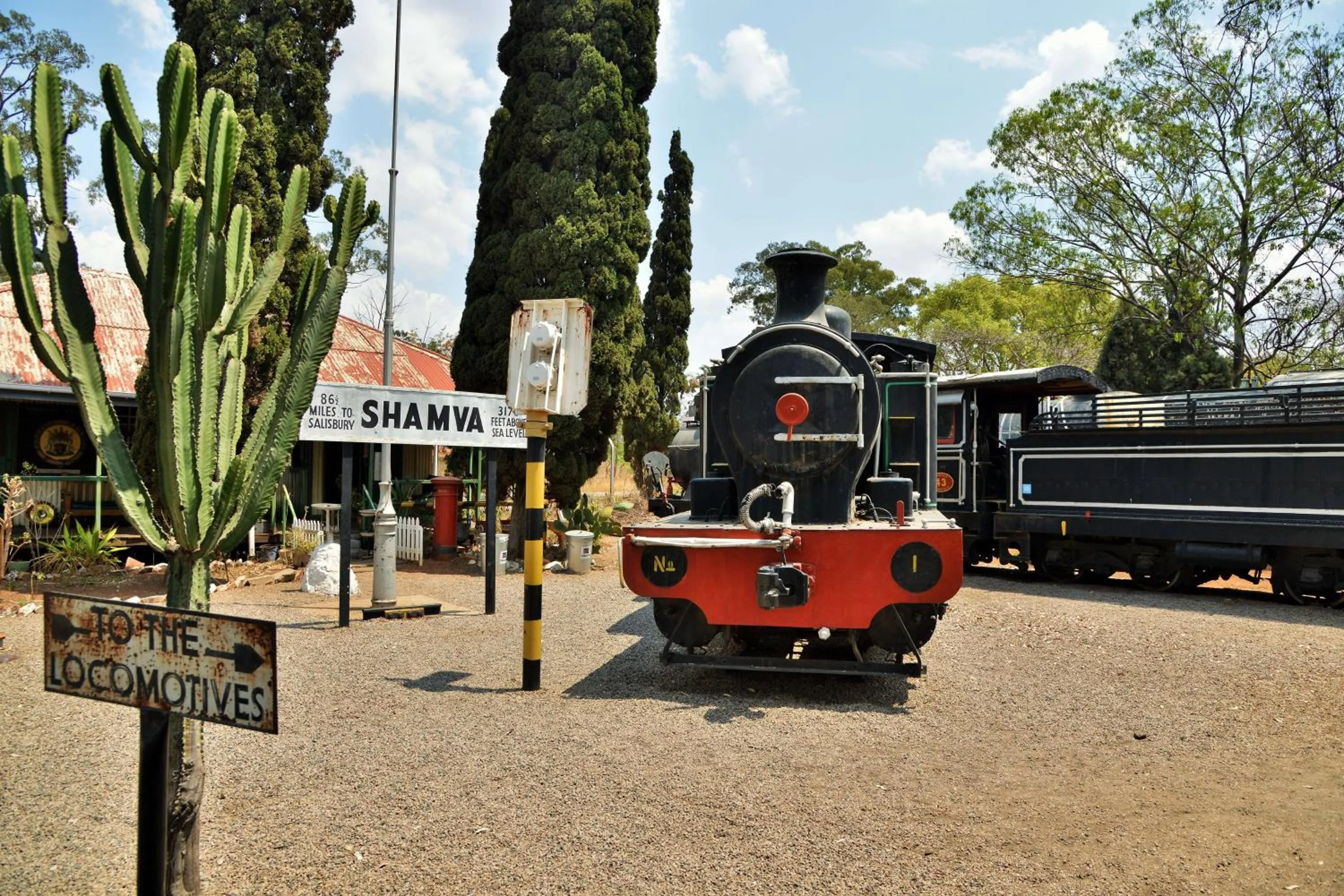 Entertainment in Cresta Churchill Hotel