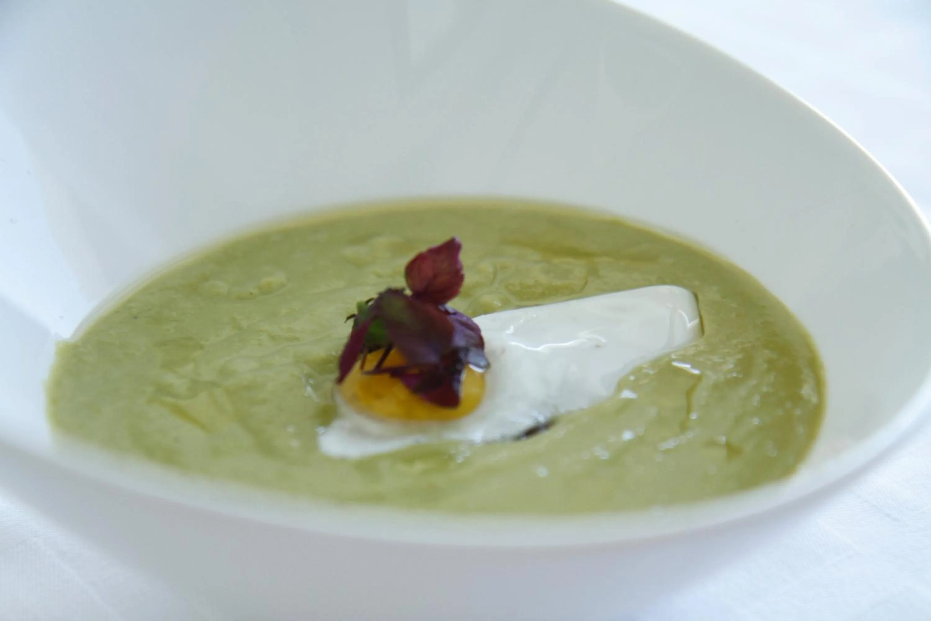 Restaurant/places to eat in Somewhere - Estoril Guesthouse