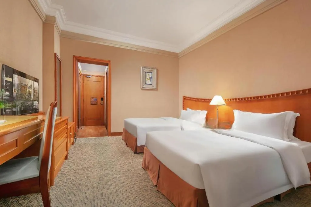 Bed in Haihua Hotel Hangzhou