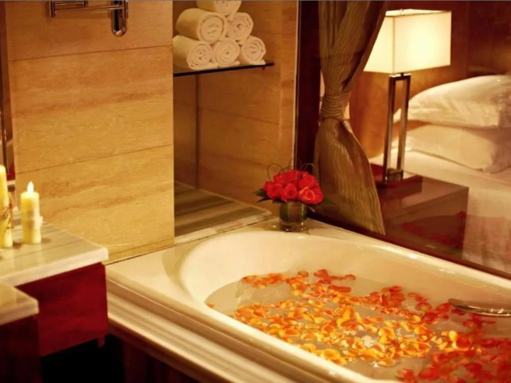 Bed in Maison New Century Hotel Ningbo