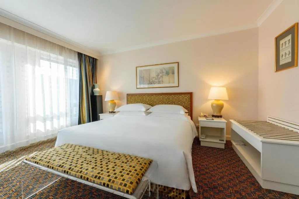 Bed in Grand Skylight Hotel Royal, Beijing