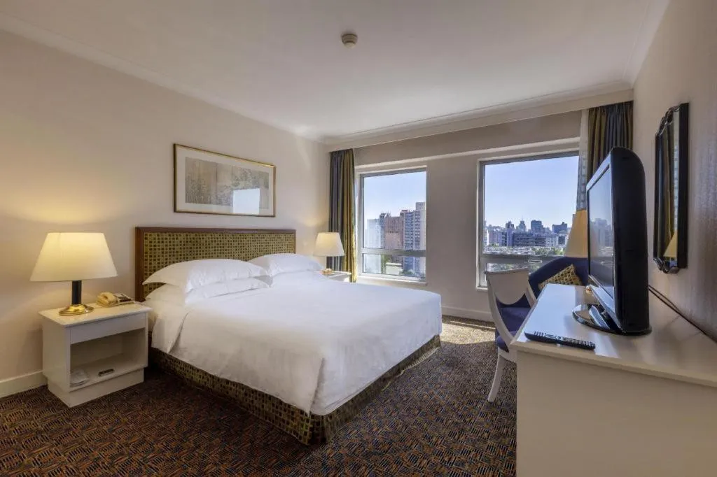 Bed in Grand Skylight Hotel Royal, Beijing