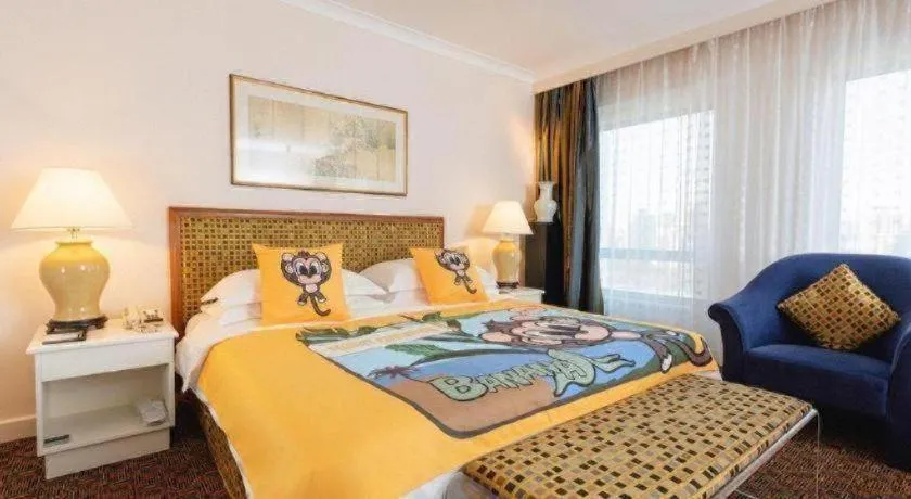 Bed in Grand Skylight Hotel Royal, Beijing