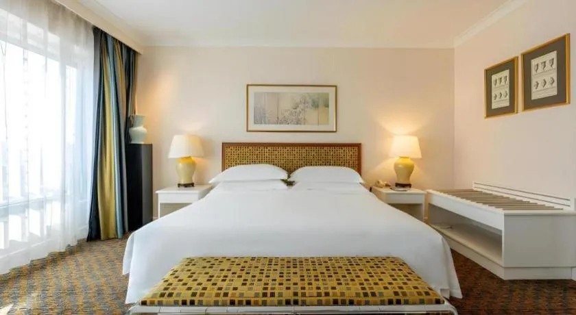 Bed in Grand Skylight Hotel Royal, Beijing