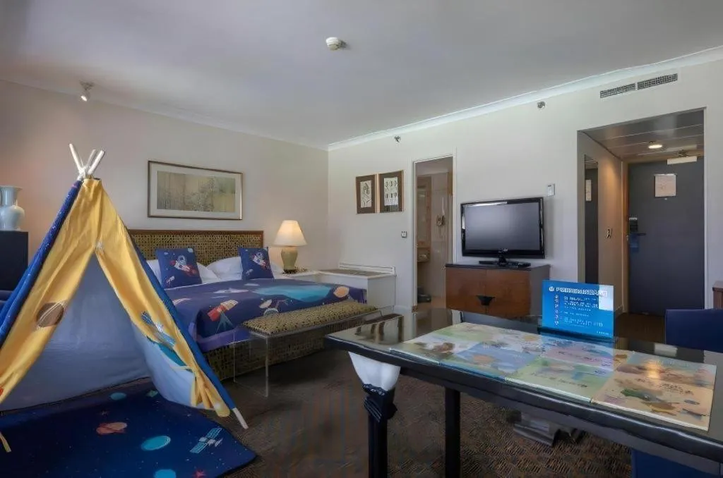 Bed in Grand Skylight Hotel Royal, Beijing