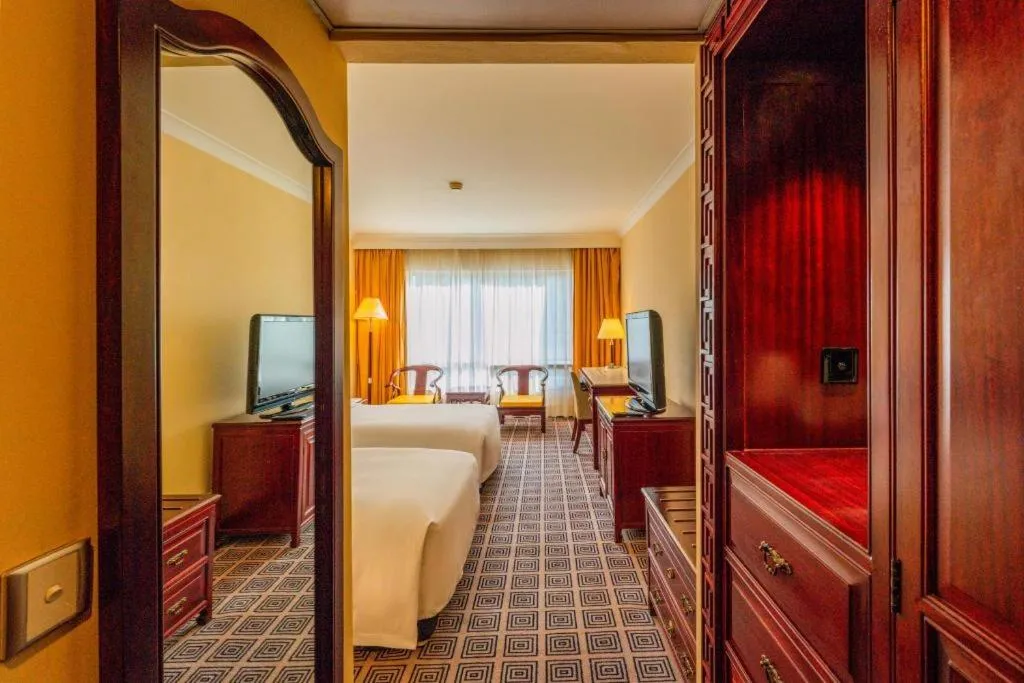 Bed in Grand Skylight Hotel Royal, Beijing