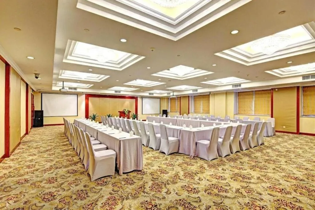 Xinhai Jinjiang Hotel