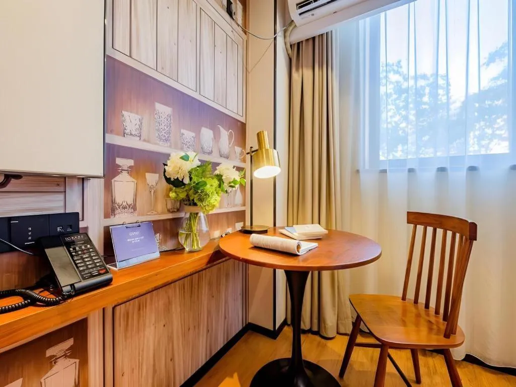 GME NanJing CaoChanGMEn Nanyihou Stress Hotel