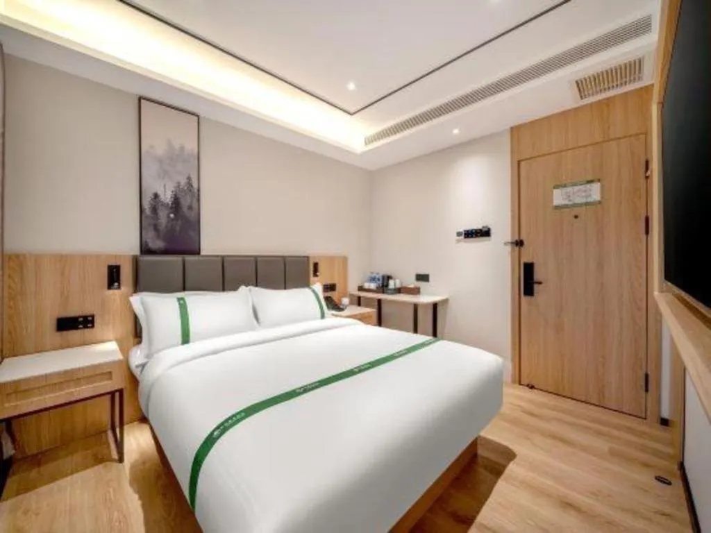 Bed in GreenTree Inn Harbin Central Avenue