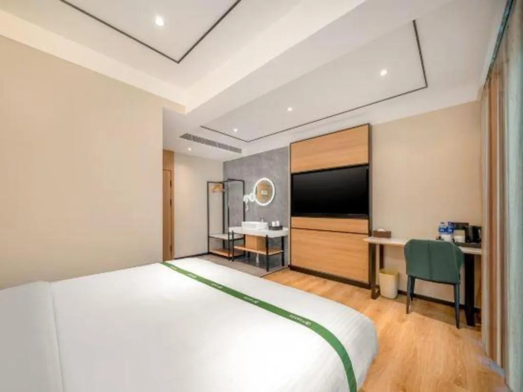 Bed in GreenTree Inn Harbin Central Avenue