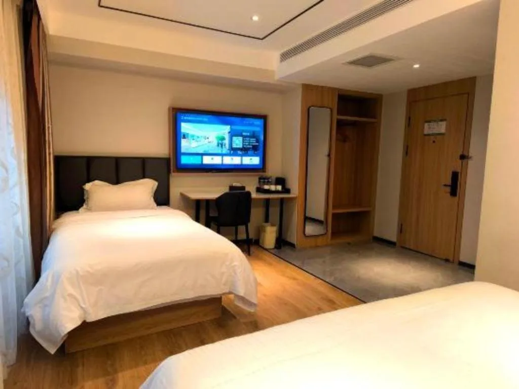 Bed in GreenTree Inn Harbin Central Avenue