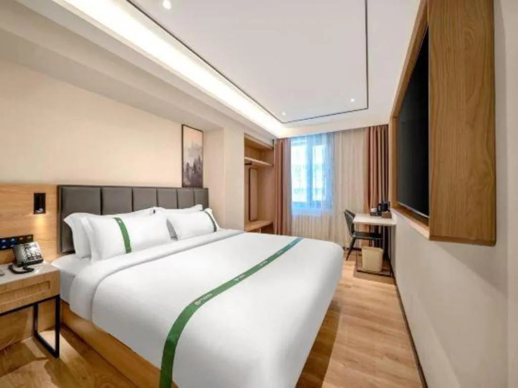 Bed in GreenTree Inn Harbin Central Avenue