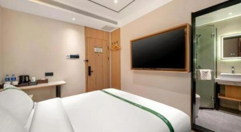 Bed in GreenTree Inn Harbin Central Avenue