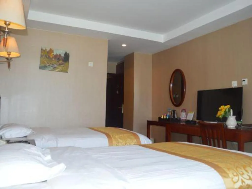 Bed in GreenTree Inn Harbin Central Avenue