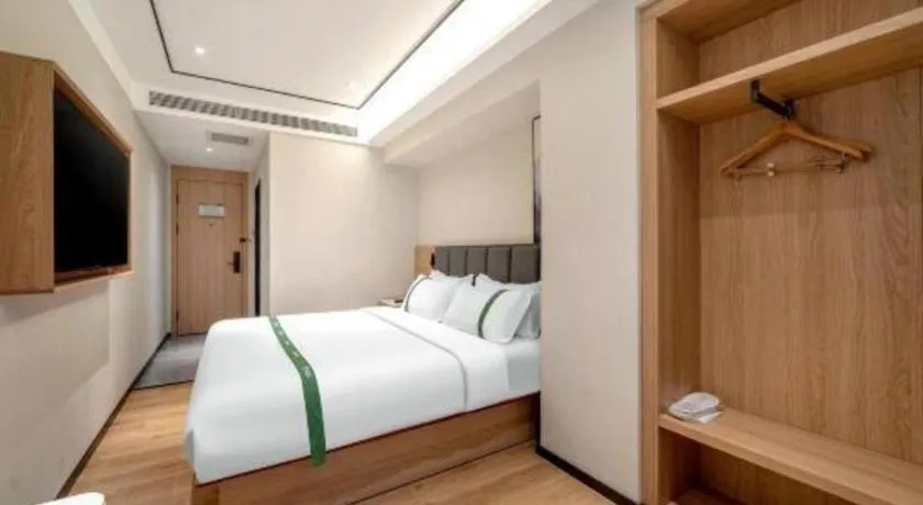 Bed in GreenTree Inn Harbin Central Avenue