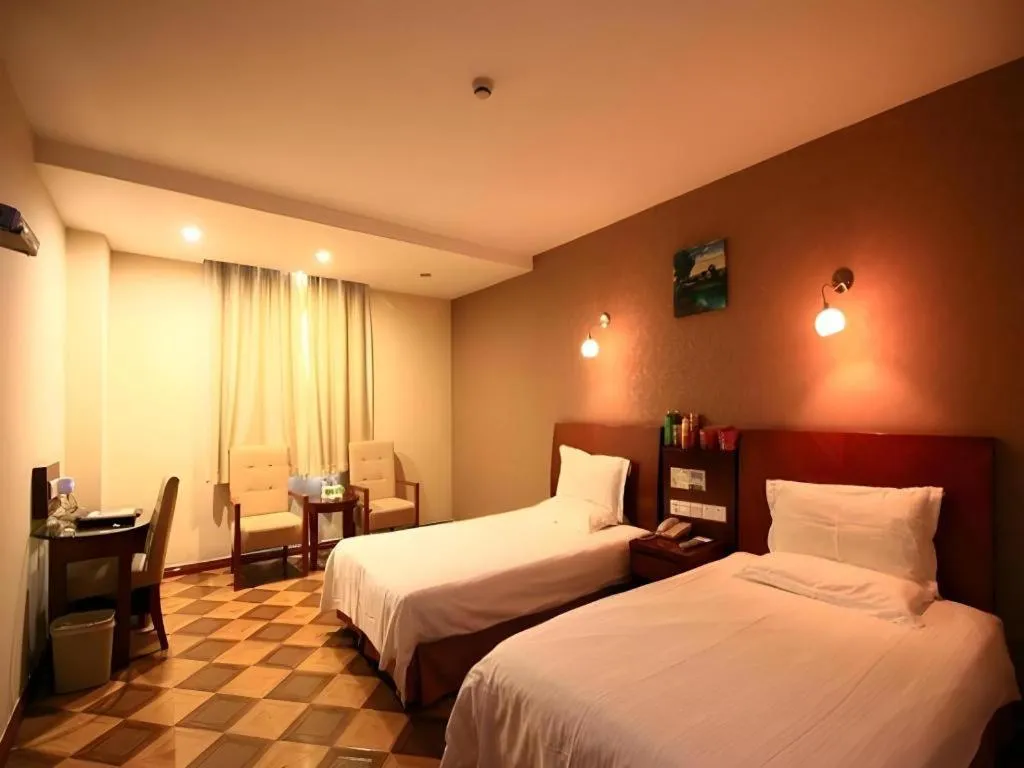 Bed in GreenTree Inn Rizhao Train Station