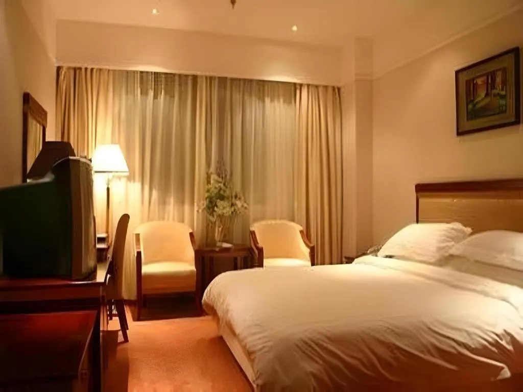 Bed in GreenTree Inn Rizhao Train Station