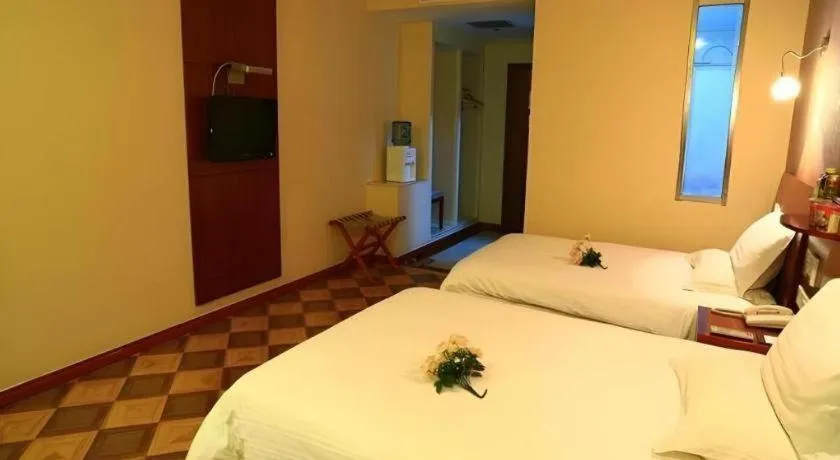 Bed in GreenTree Inn Rizhao Train Station