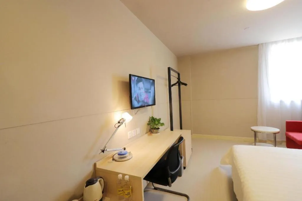 Bed in Jinjiang Inn Shanghai Minhang Zhuanqiao