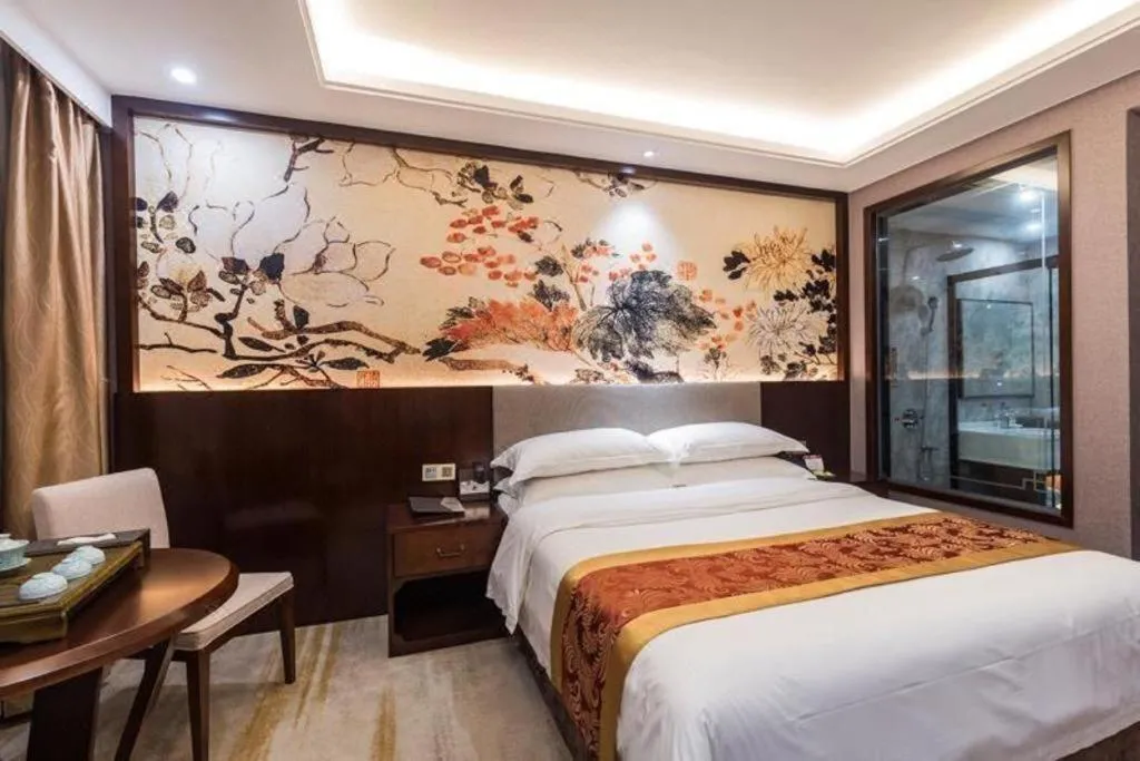 Bed in Nan Guo Hotel