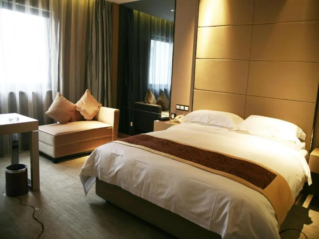 Bed in Ramada by Wyndham Xi'an Bell Tower