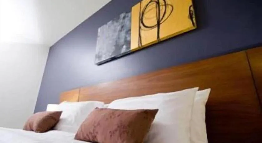 Bed in Pannapat Place