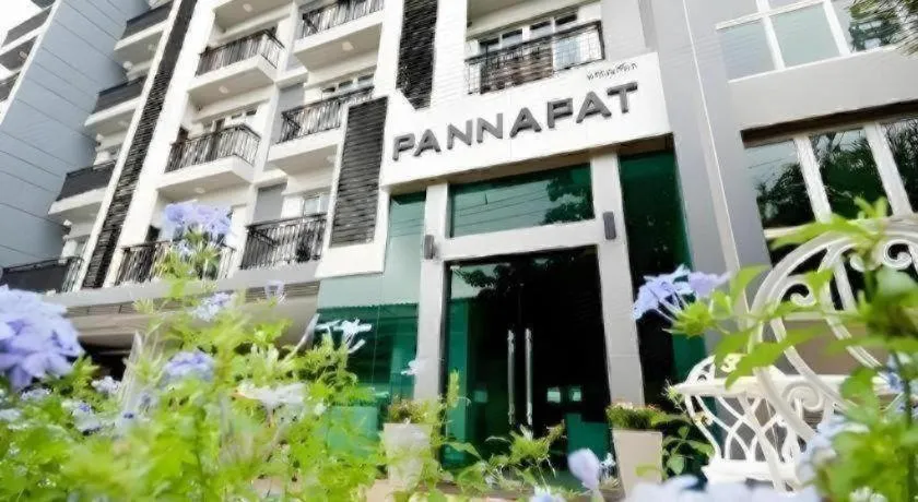 Pannapat Place