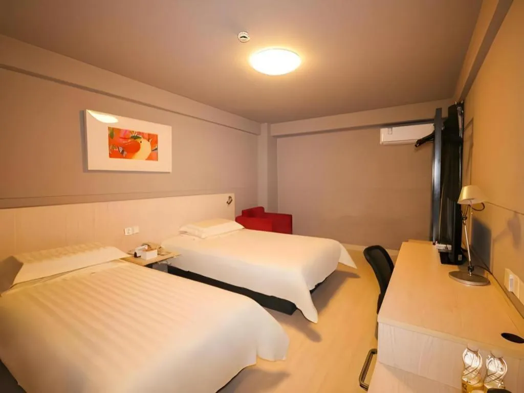 Bed in Magnotel Classic Shenyang General Hospital of Northern Theater Command