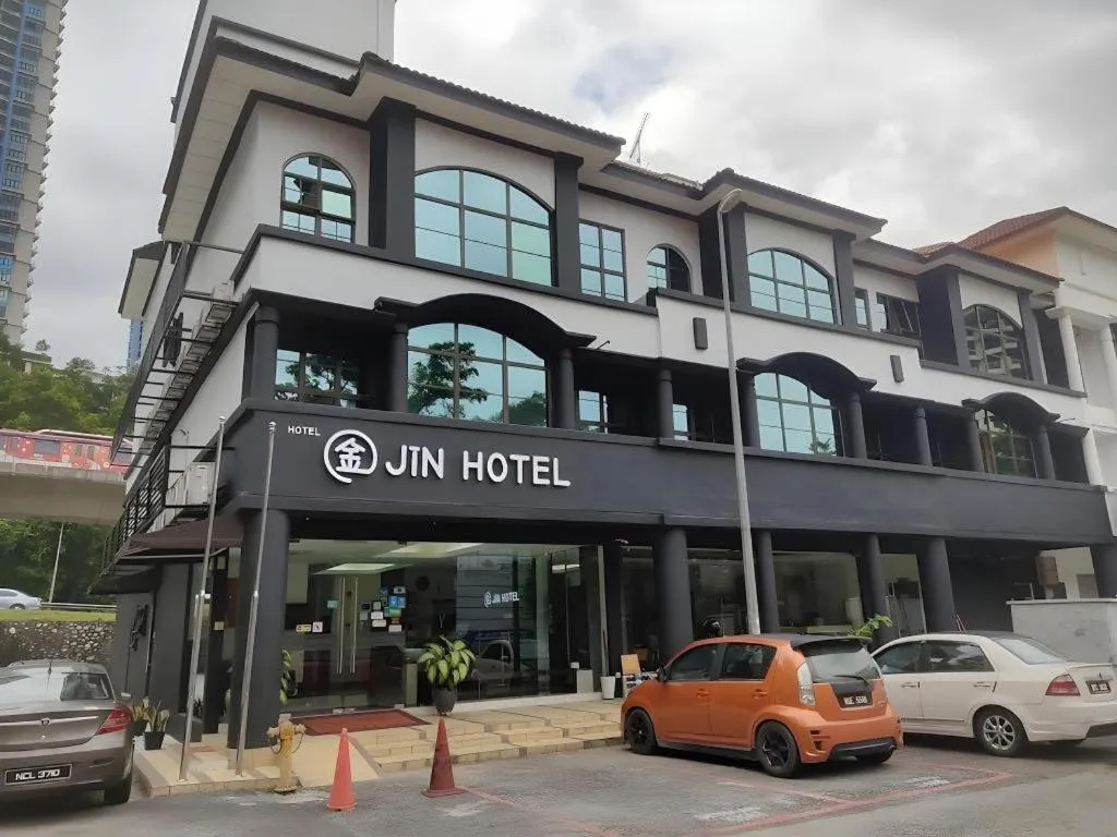Jin Hotel