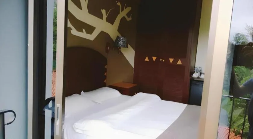 Bed in Casuarina Hotel