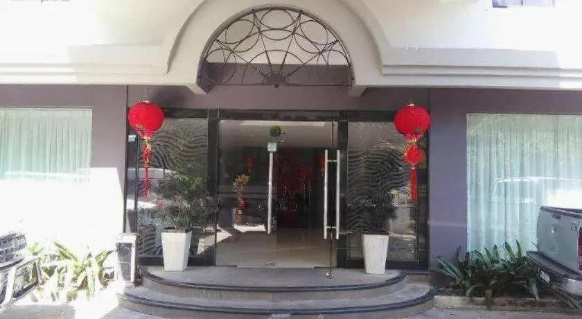Casuarina Hotel
