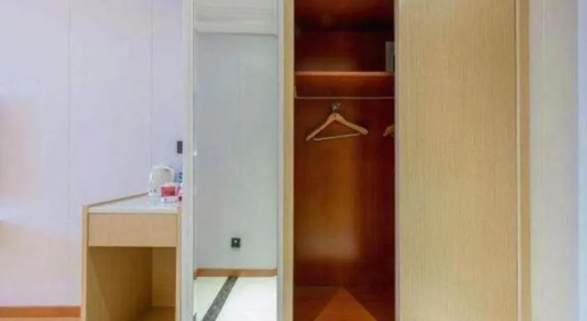 GreenTree Inn Changzhou Lihua Business Hotel