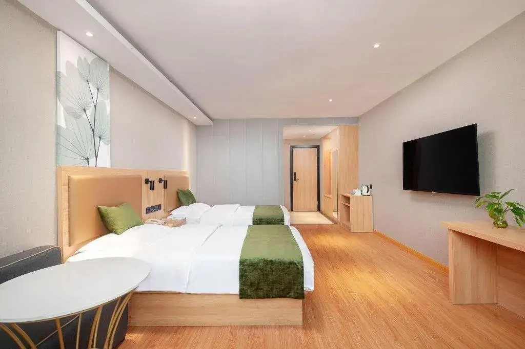 Bed in GreenTree Inn Shanghai Jiading Anting Motor City Express Hotel Bed in GreenTree Inn Shanghai Jiading Anting Motor City Express Hotel