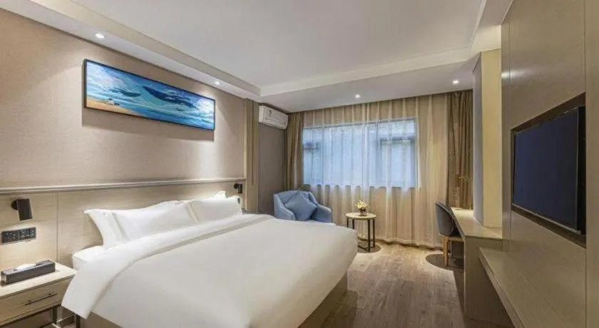 Bed in GreenTree Inn Shanghai Jiading Anting Motor City Express Hotel
