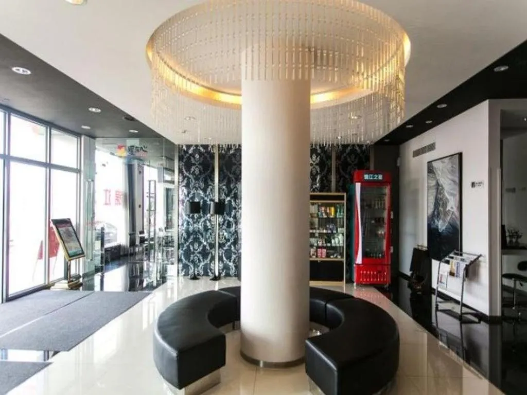 Jinjiang Inn Tongli East China Commercial City