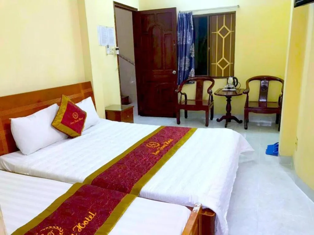 Bed in Son Tung Hotel - De Tham Street