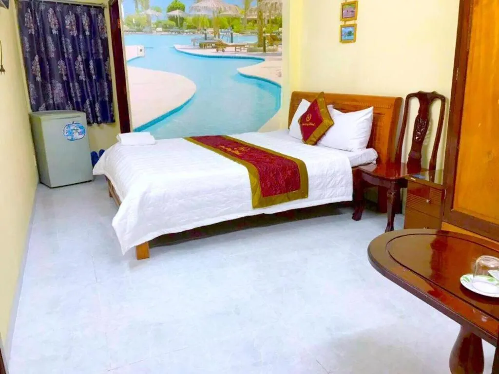 Bed in Son Tung Hotel - De Tham Street